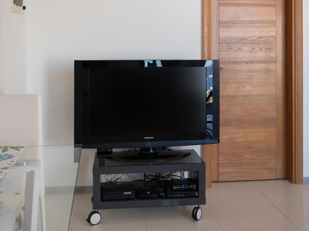 Appartement Seaview Luxury Penthouse With Shared Swimming Pool à Għajnsielem Extérieur photo