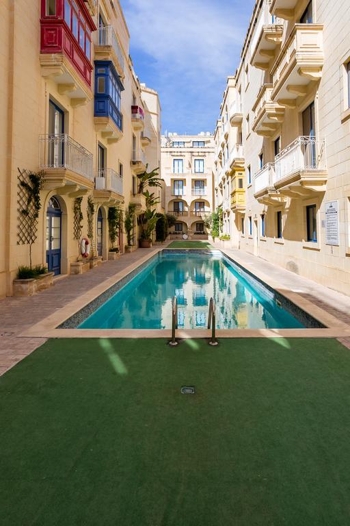 Appartement Seaview Luxury Penthouse With Shared Swimming Pool à Għajnsielem Extérieur photo